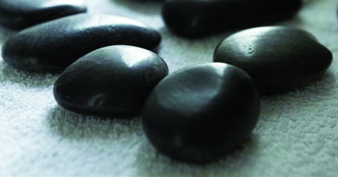 Hot Stones aus schwarzem Basalt von MASSAGE-EXPERT