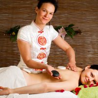 LaStone Massage: Massage mit Warm-Kalt-Reizen